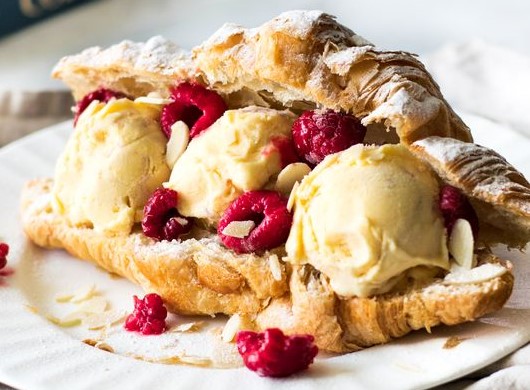 Croissant with raspberry